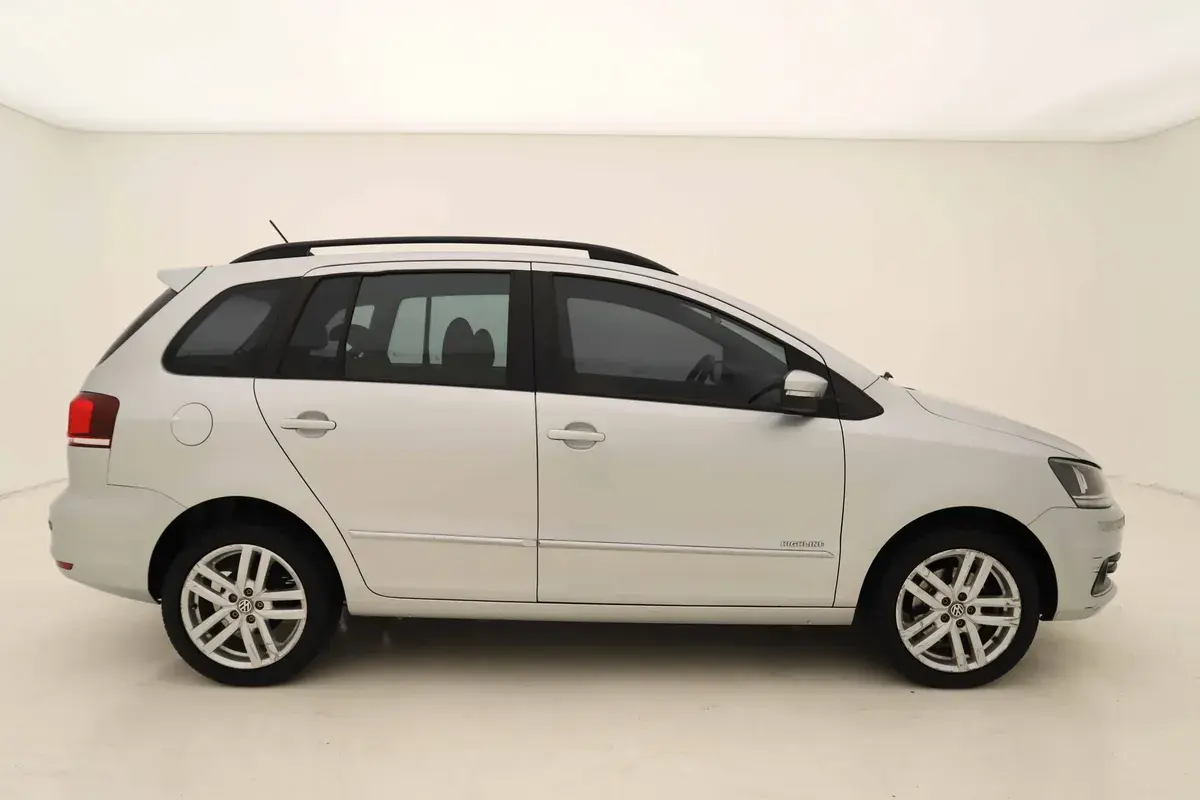 Volkswagen Suran 1.6 Highline 2018 - foto 4