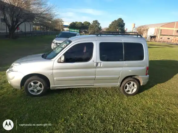 Citroën Berlingo Multispace 1.6 Hdi Xtr 92Cv Pro.cre.auto 2014 - foto 3