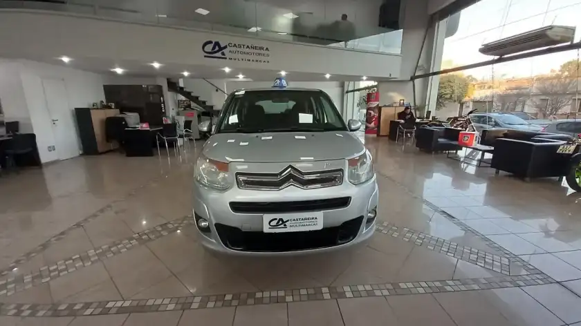 Citroën C3 Picasso 1.6 Sx 110Cv 2013 - foto 2