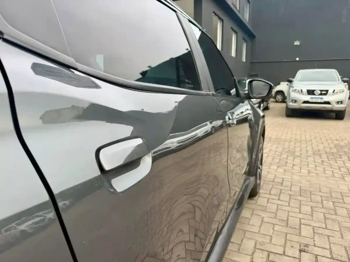 Citroën C3 Aircross 1.0 Shine Turbo 200 Cvt Bitono 7As 2025 - foto 5