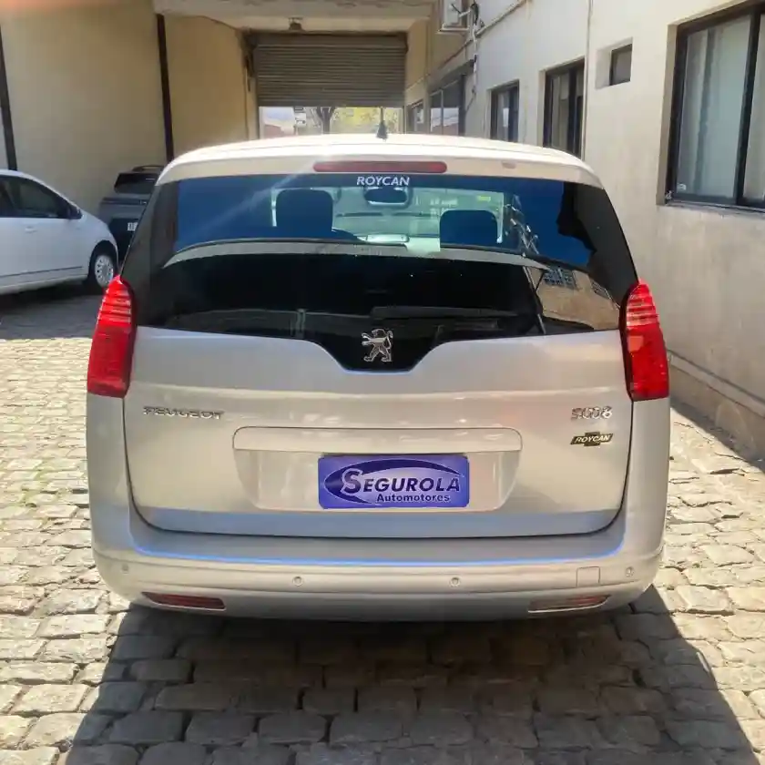 Peugeot 5008 1.6 Allure Plus 156Cv 2013 - foto 5