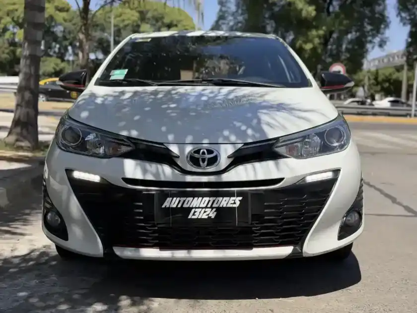 Toyota Yaris 1.5 107Cv S Cvt 2020 - foto 2