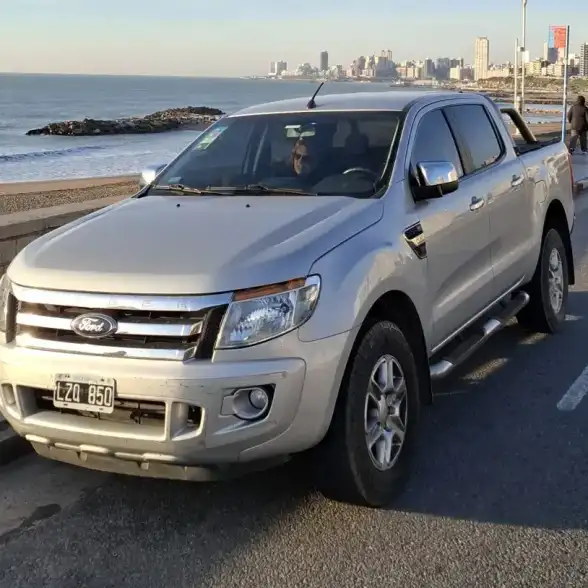 Ford Ranger 2012 - foto 1