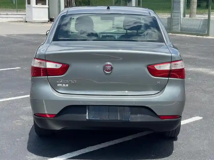 Fiat Grand Siena Grand Siena 1.4 Attractive L/14 2017 - foto 4