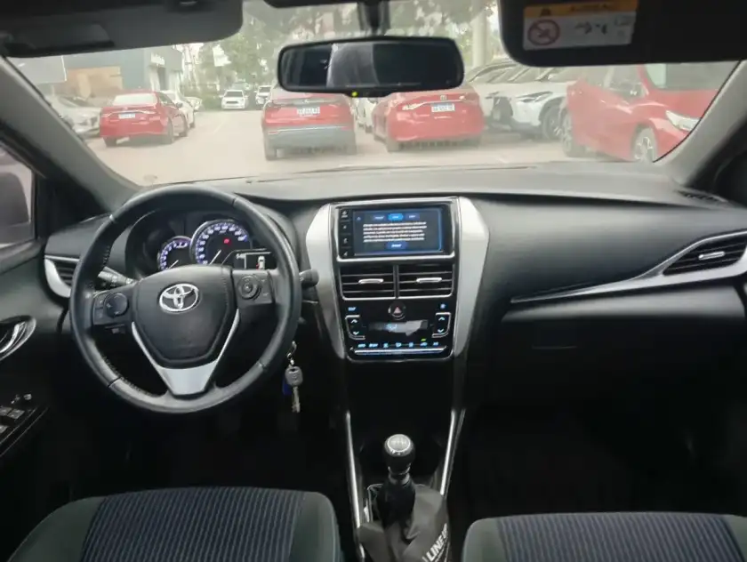 Toyota Yaris 1.5 5 Ptas Xls L/20 2020 - foto 4