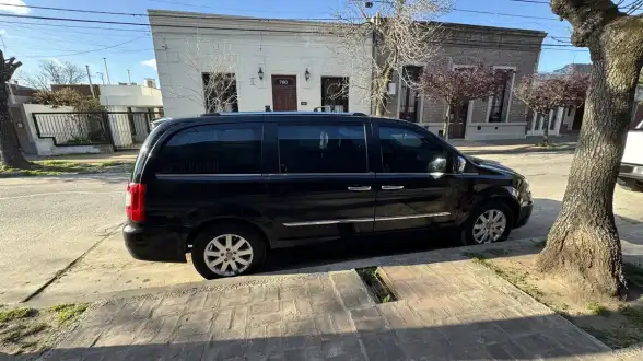 Chrysler Town &Amp; Country 3.6 Limited Atx 2012 - foto 4