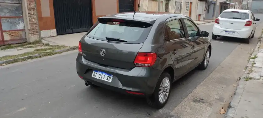 Volkswagen Gol Trend Highline 101Cv 5 Puertas 2013 - foto 4