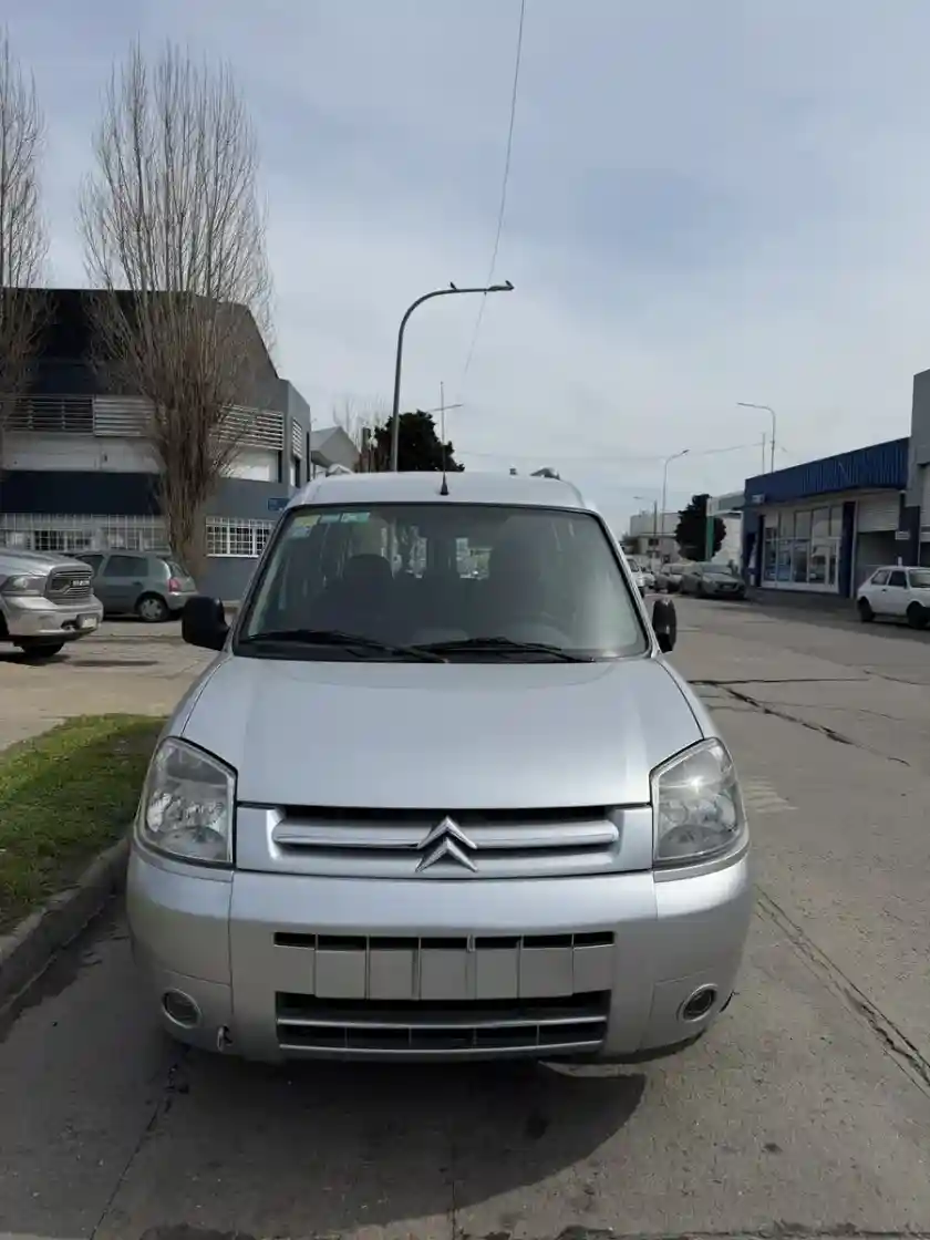 Citroën Berlingo Multispace 1.6 Xtr Hdi 92 Am22 2022 - foto 2