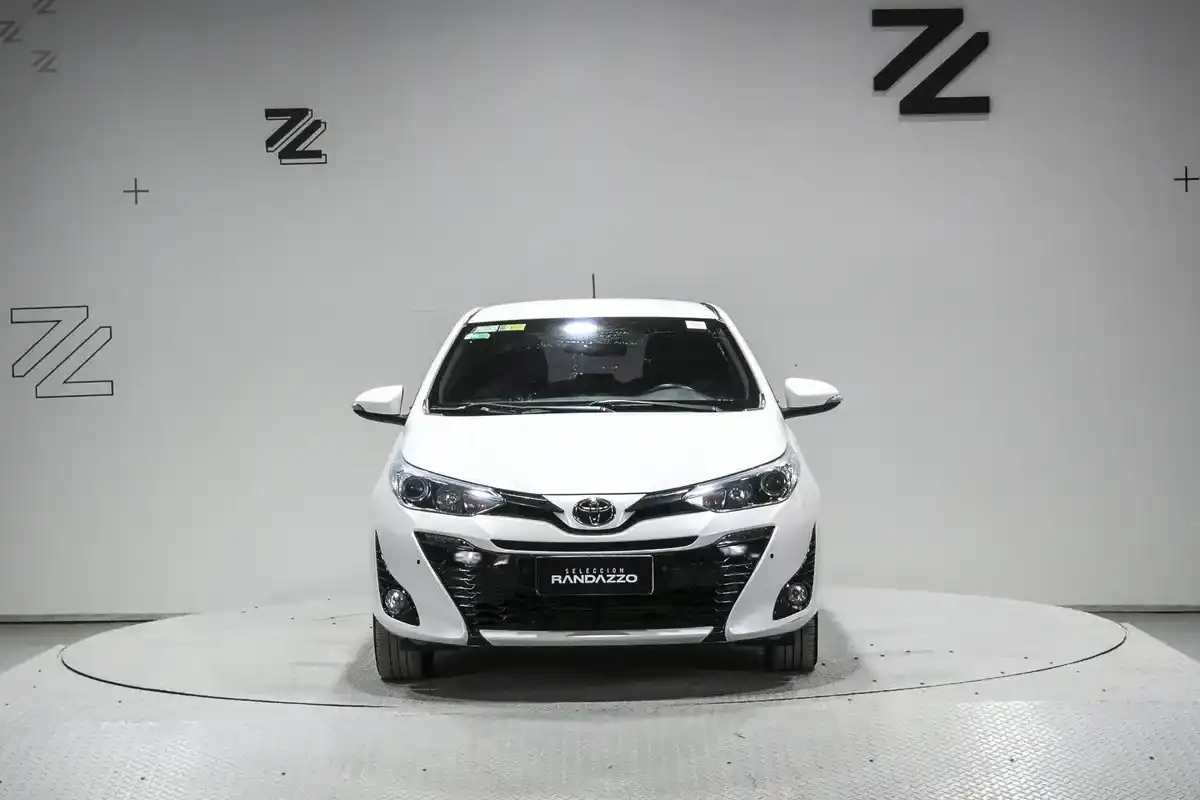 Toyota Yaris 1.5 107Cv Xls Cvt 2020 - foto 2