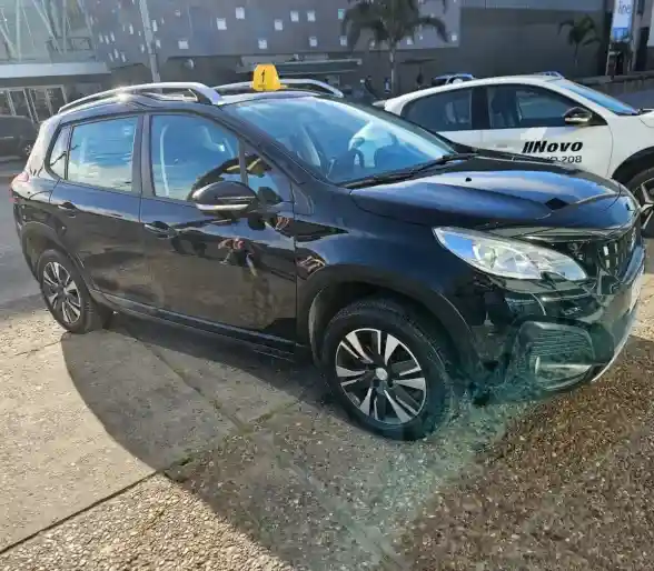 Peugeot 2008 2022 - foto 1