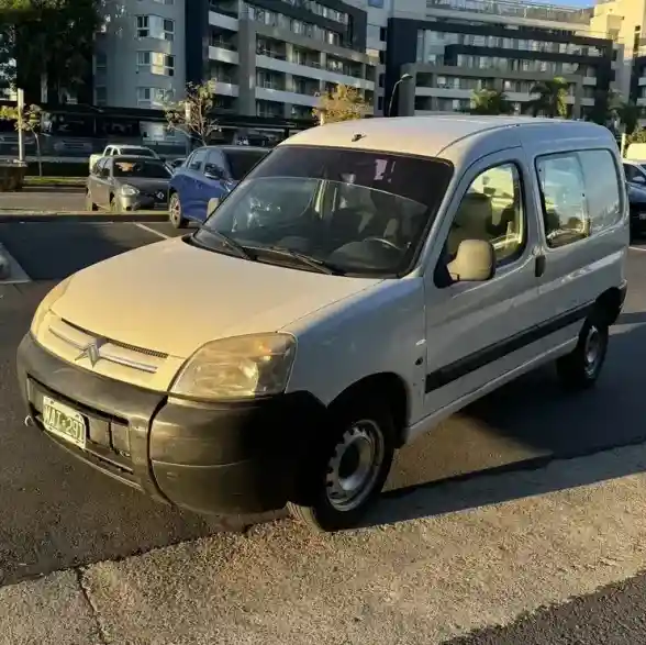 Citroën Berlingo Furgon 1.4 75Cv 2013 - foto 3