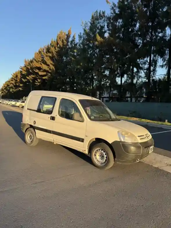 Citroën Berlingo Furgon 1.4 75Cv 2013 - foto 5
