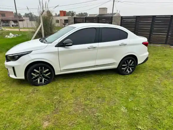 Fiat Cronos 1.3 Gse Precision Cvt 2025 - foto 2