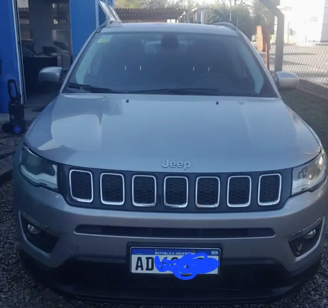 Jeep Compass 2.4 Longitude Plus 4X4 2019 - foto 2