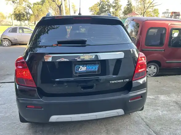 Chevrolet Tracker 1.8 Ltz Fwd Mt 140Cv 2014 - foto 4