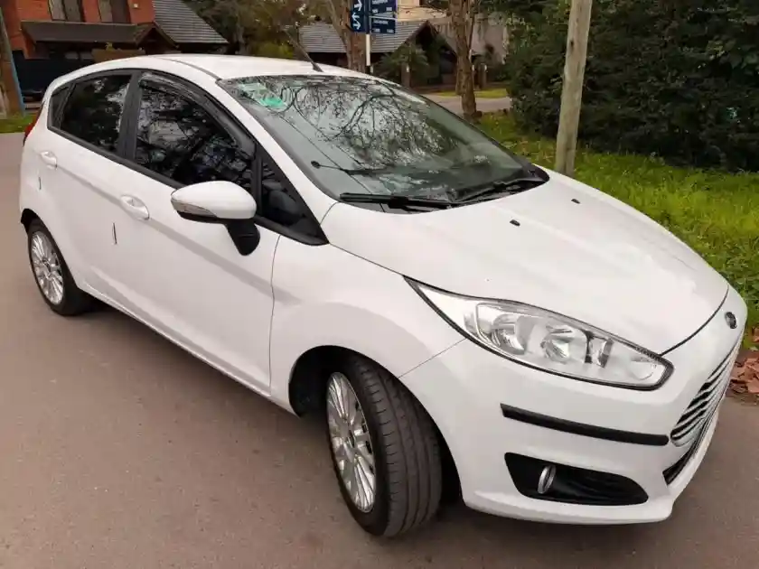 Ford Fiesta Kinetic 1.6 Se 120Cv 2017 - foto 2