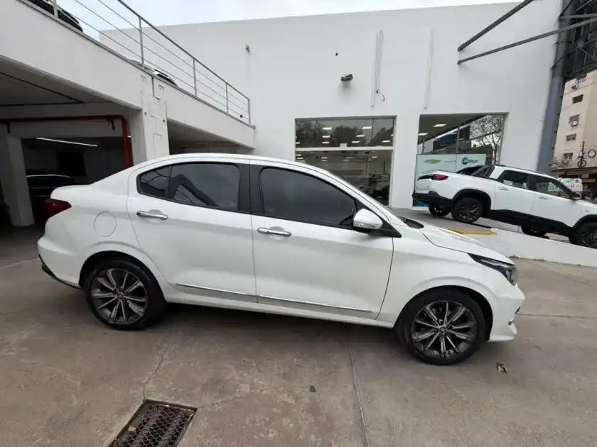 Fiat Cronos 1.8 16V Precision At6 Pack Premium 2021 - foto 5