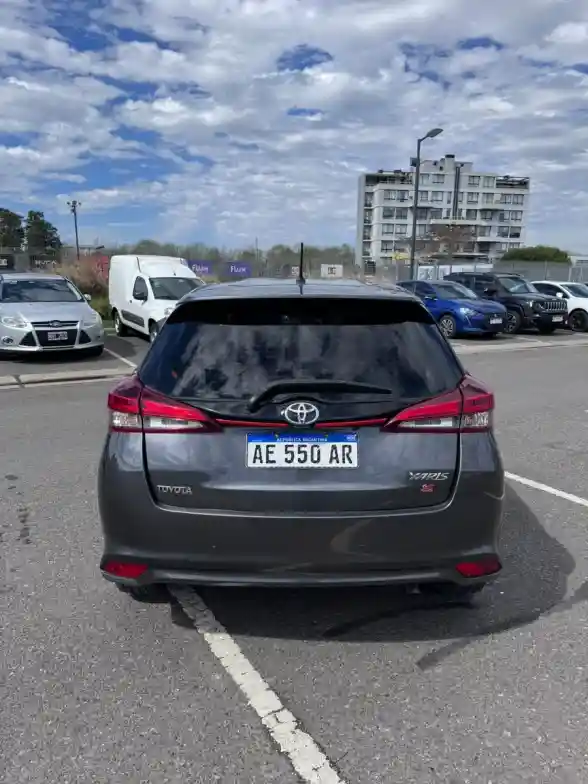 Toyota Yaris 1.5 107Cv S Cvt 2020 - foto 3