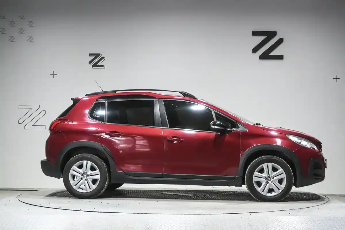Peugeot 2008 1.6 Allure 2020 - foto 4