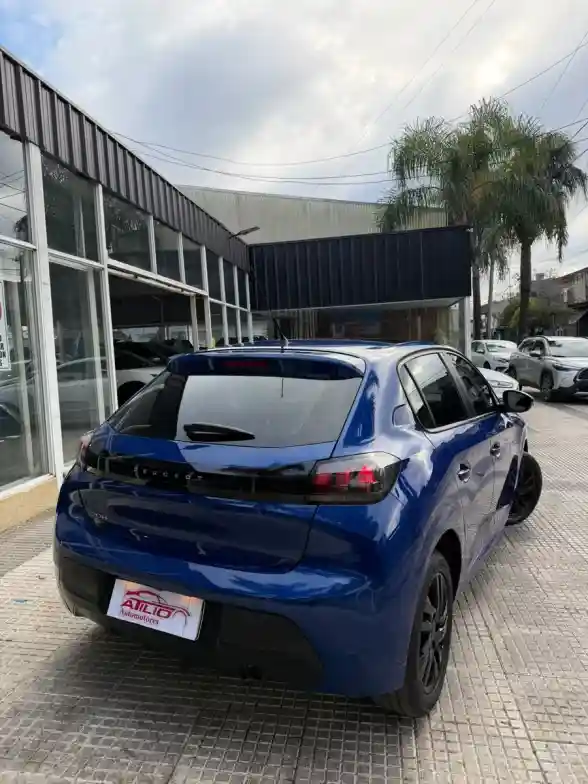 Peugeot 208 1.6 Active Pack 2023 - foto 2