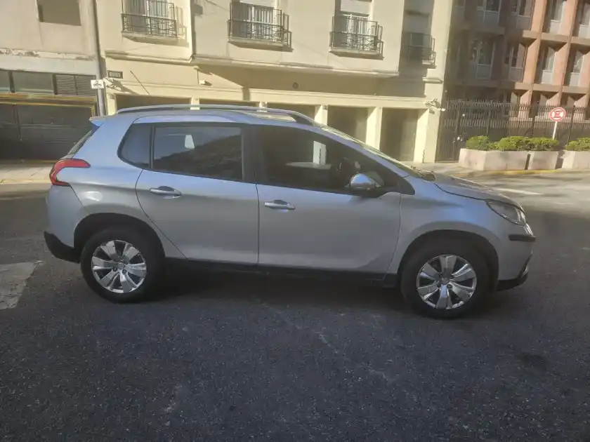 Peugeot 2008 1.6 Allure Tiptronic 2016 - foto 3