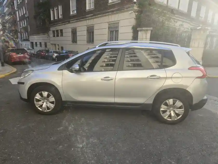 Peugeot 2008 1.6 Allure Tiptronic 2016 - foto 4