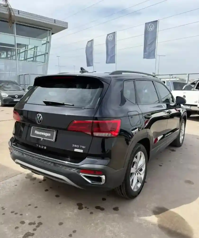 Volkswagen Taos 1.4 250 Tsi Comfortline 2023 - foto 3