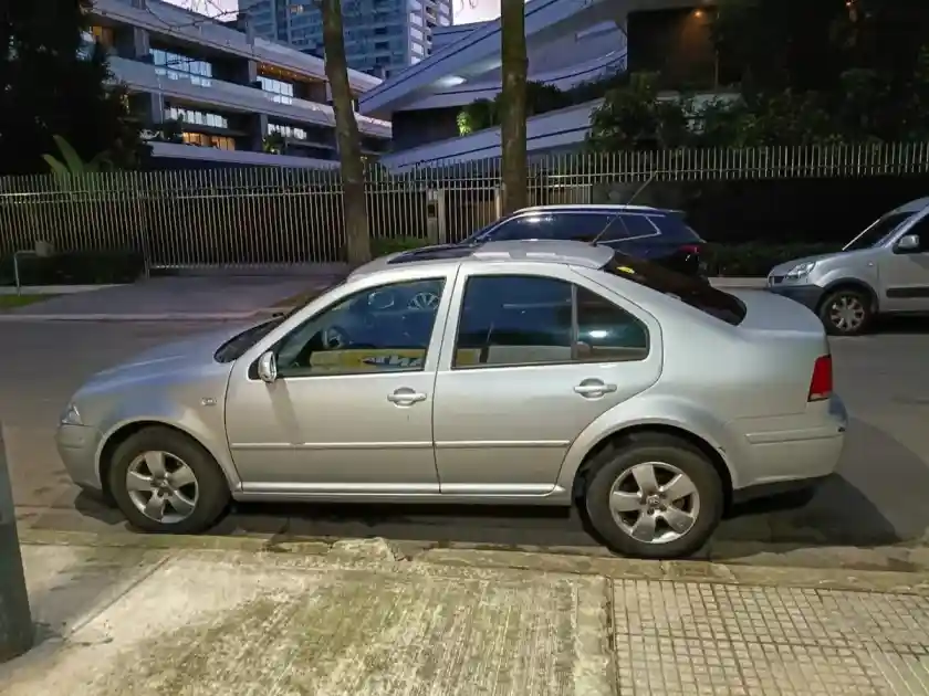 Volkswagen Bora 2.0 Trendline 2007 - foto 4