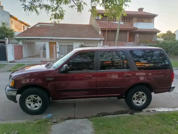 Ford Expedition 4.6 Xlt 4X4 2001 - foto 3