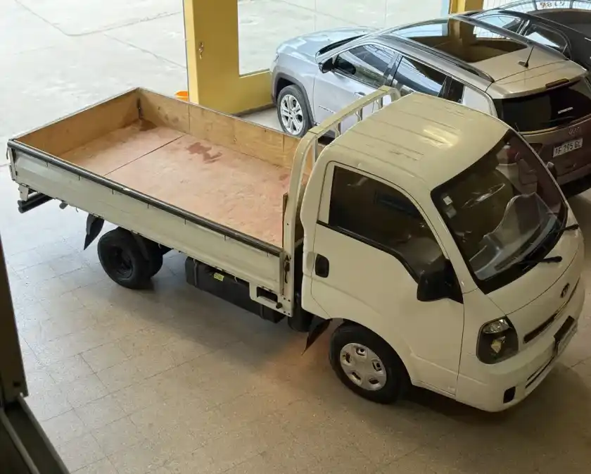 Kia K2500 2.5 Caja 2016 - foto 1