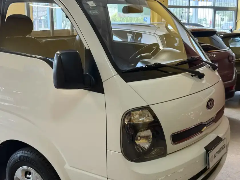 Kia K2500 2.5 Caja 2016 - foto 2