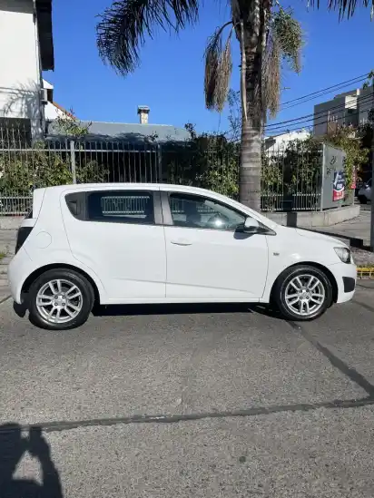 Chevrolet Sonic 1.6 Lt 2015 - foto 2