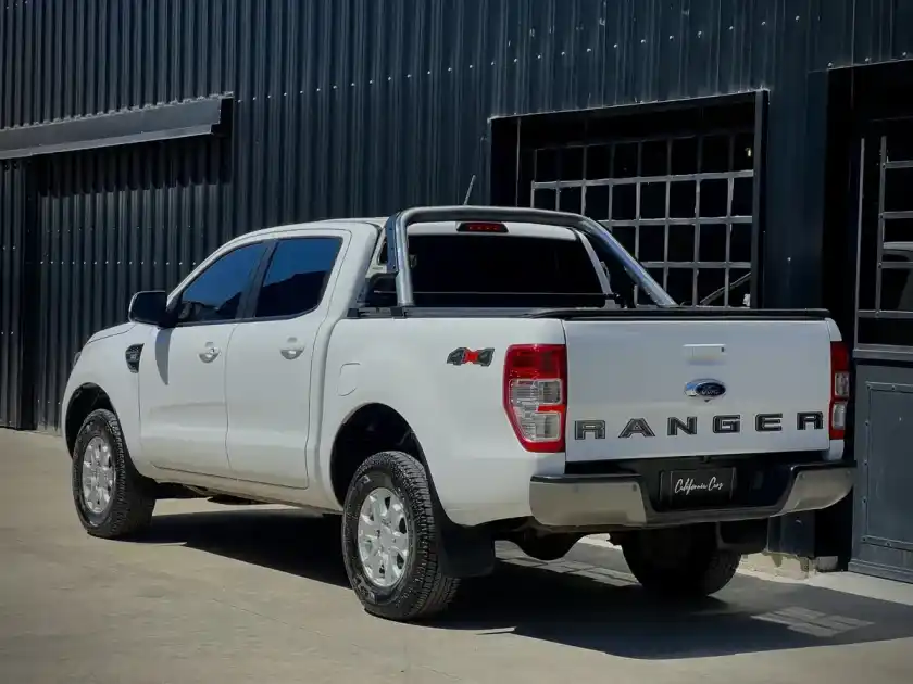 Ford Ranger 3.2 Cd Xls Tdci 200Cv 4X4 2023 - foto 4