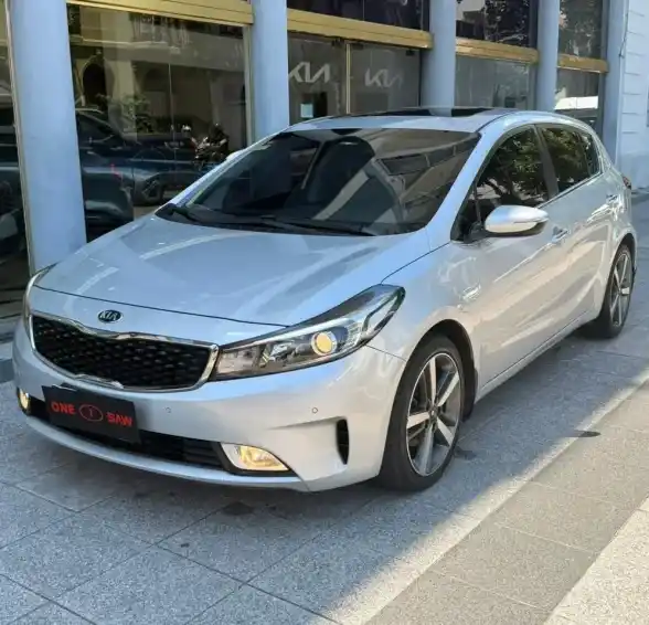 Kia Cerato 2019 - foto 1