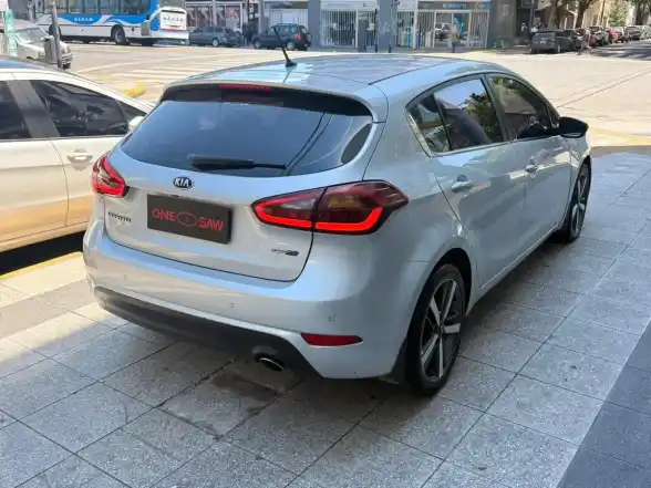 Kia Cerato 2.0 Sx 5P At6 L/18 2019 - foto 2
