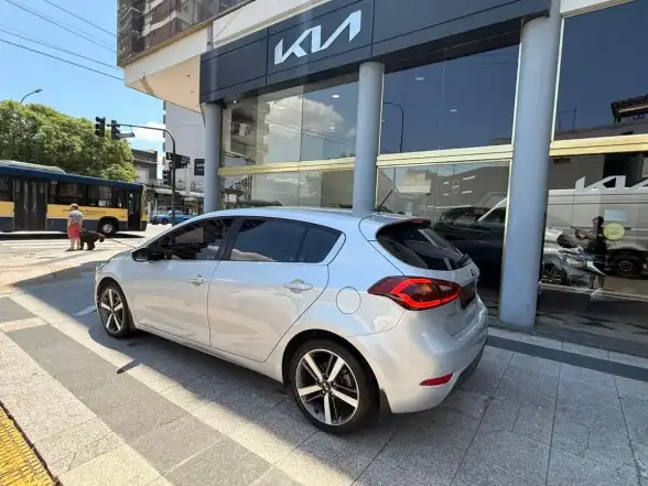 Kia Cerato 2.0 Sx 5P At6 L/18 2019 - foto 4