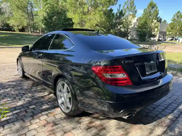 Mercedes-Benz Clase C 1.8 C250 Coupe Sport B.efficiency At 2013 - foto 3