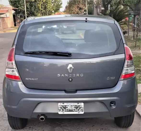 Renault Sandero 1.6 Privilege Nav 105Cv 2015 - foto 3