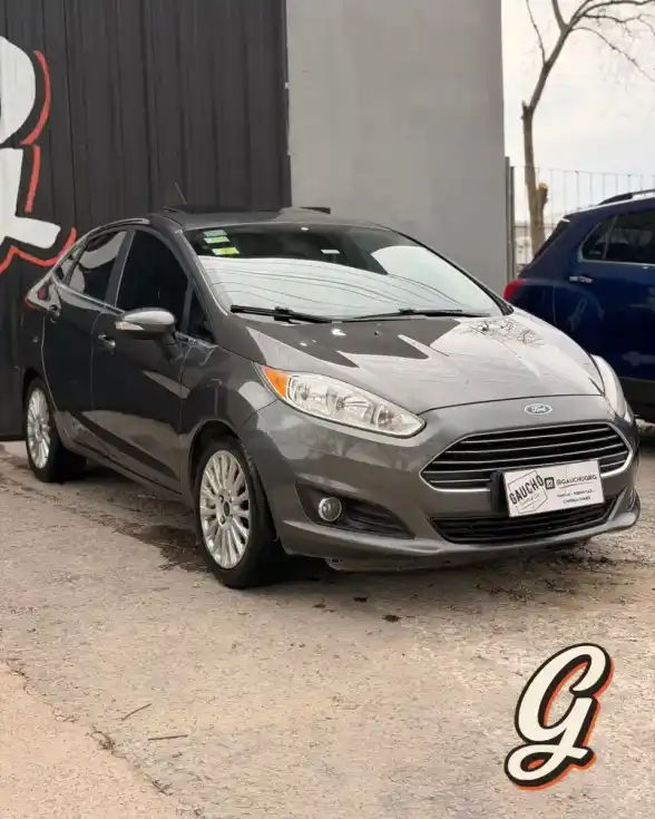 Ford Fiesta Kinetic 1.6 Titanium 120Cv 2015 - foto 4
