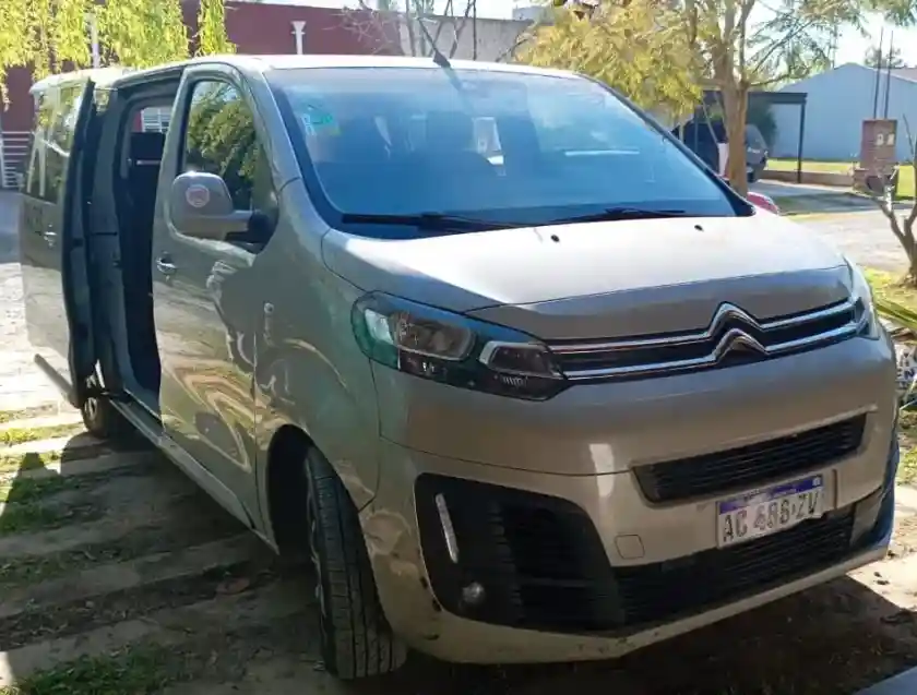 Citroën Spacetourer 2.0 Hdi 150 At6 Feel 2018 - foto 1