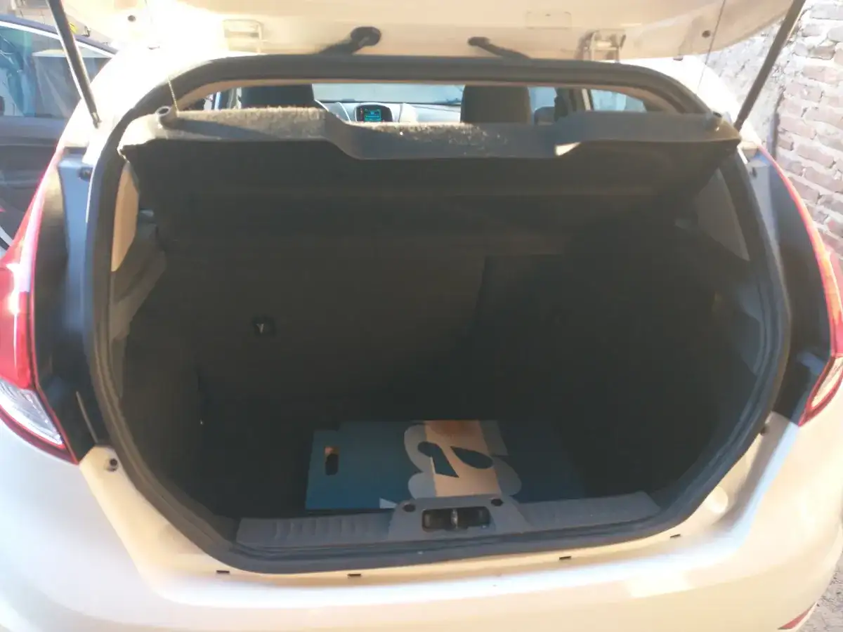 Ford Fiesta Kinetic 1.6 Se 120Cv 2016 - foto 3