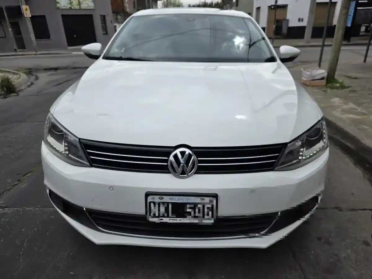 Volkswagen Vento 2.0 Sportline Tsi 200Cv Bi-Xenon 2014 - foto 5