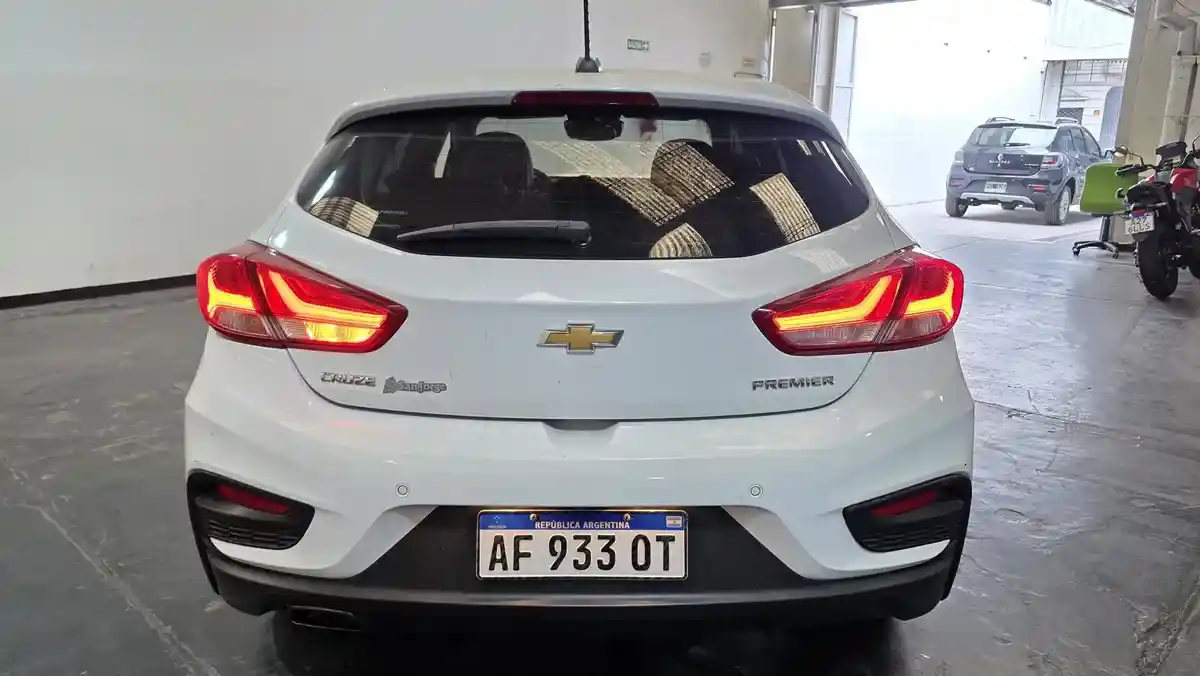 Chevrolet Cruze 5 1.4 Premier At 5P 2023 - foto 3