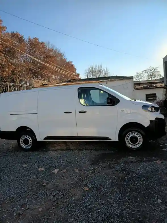 Citroën Jumpy 1.5 Hdi 120 L3 2025 - foto 4