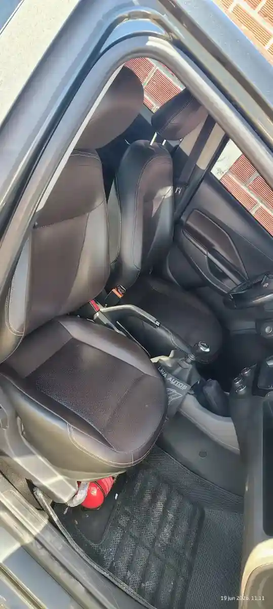 Chevrolet Cobalt 1.8 Sedan Ltz 2018 - foto 5