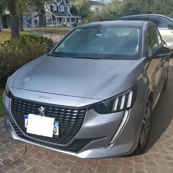 Peugeot 208 1.6L Feline Tiptronic 2023 - foto 1
