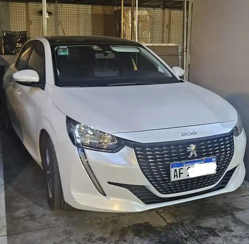 Peugeot 208 1.6L Allure 2022 - foto 2