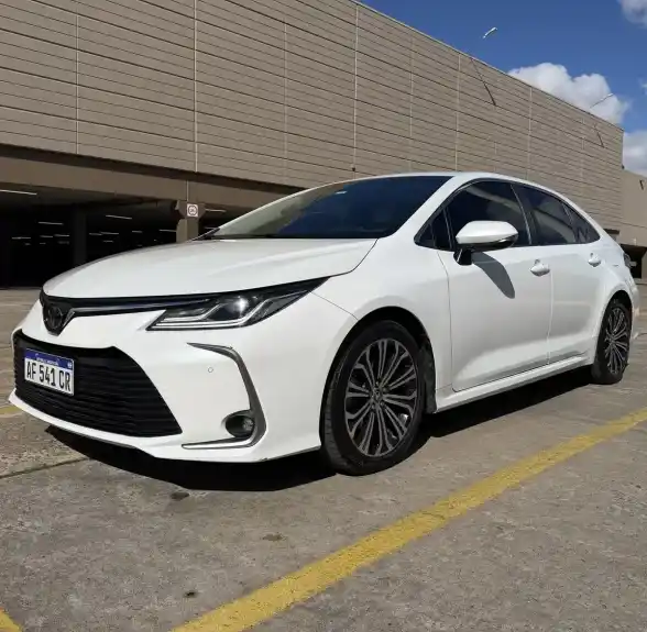 Toyota Corolla 2022 - foto 1