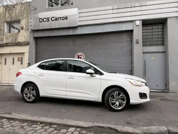 Citroën C4 Lounge 1.6 Tendance At6 Thp 163Cv 2014 - foto 4