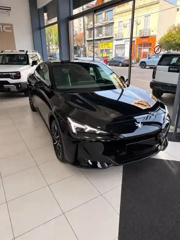 Arcfox S5 0.0 Air (65 Kwh) 2Wd 2026 - foto 2
